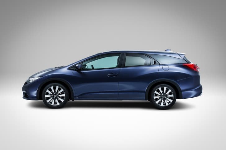 New Honda Civic Tourer photo gallery